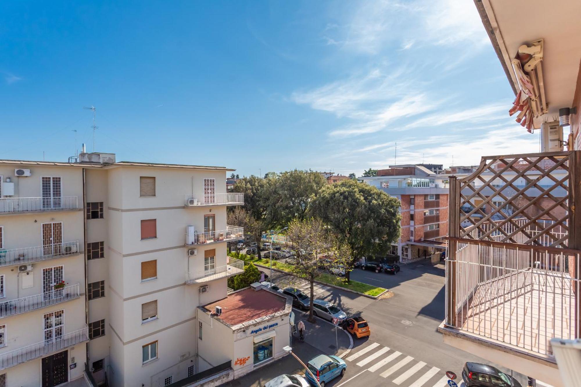 Monteverde 2bdr Penthouse Roma